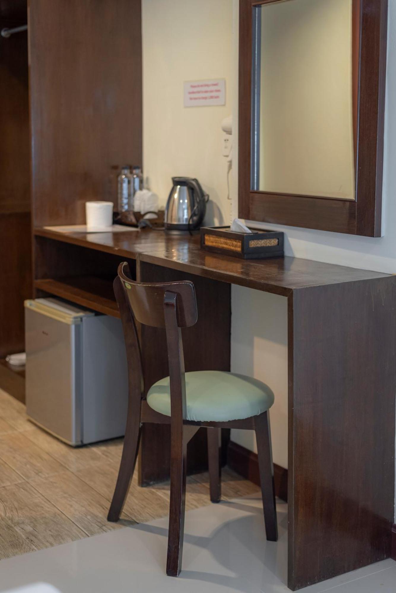 Manee Cool Mueang Hotel Chiang Mai Eksteriør billede