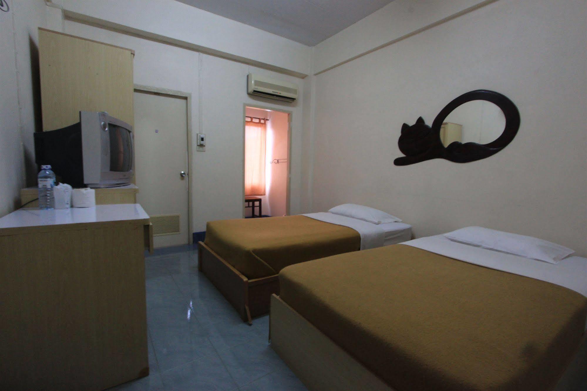 Manee Cool Mueang Hotel Chiang Mai Eksteriør billede