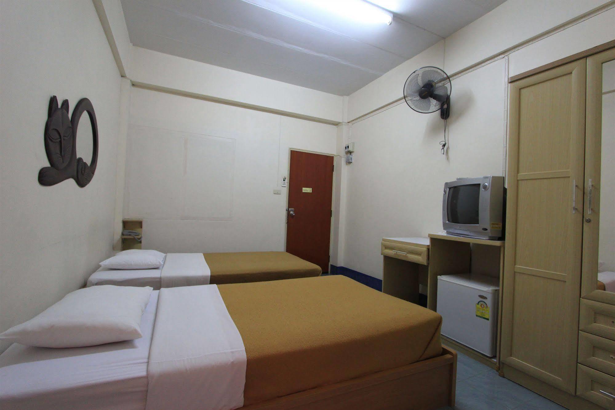 Manee Cool Mueang Hotel Chiang Mai Eksteriør billede