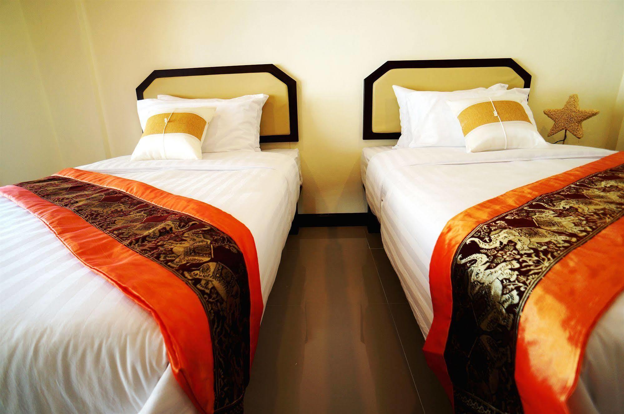 Manee Cool Mueang Hotel Chiang Mai Eksteriør billede