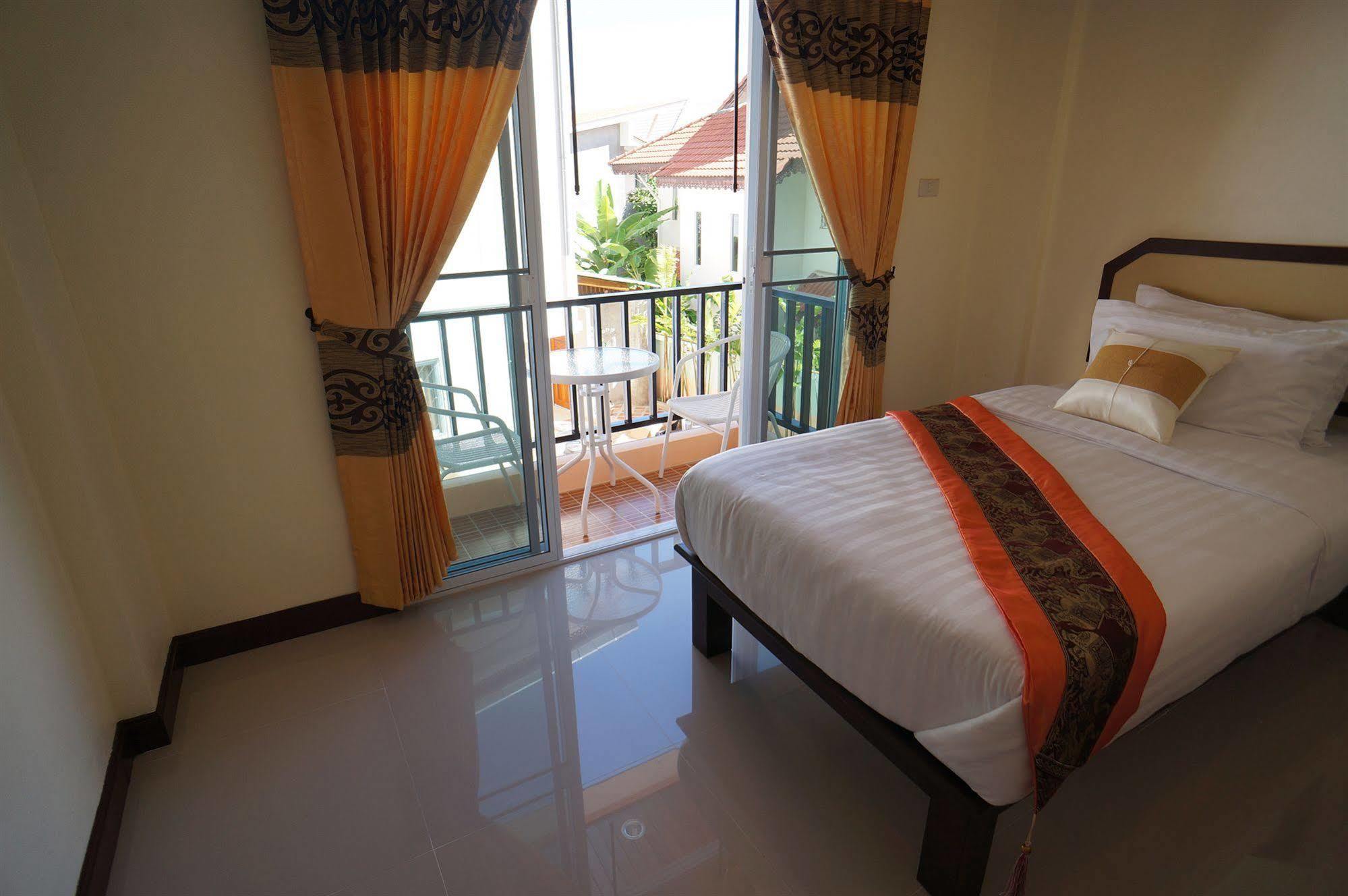 Manee Cool Mueang Hotel Chiang Mai Eksteriør billede